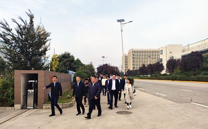 團(tuán)市委、市貿(mào)促會(huì)、市青企協(xié)一行到工投集團(tuán)涇河產(chǎn)業(yè)園考察交流