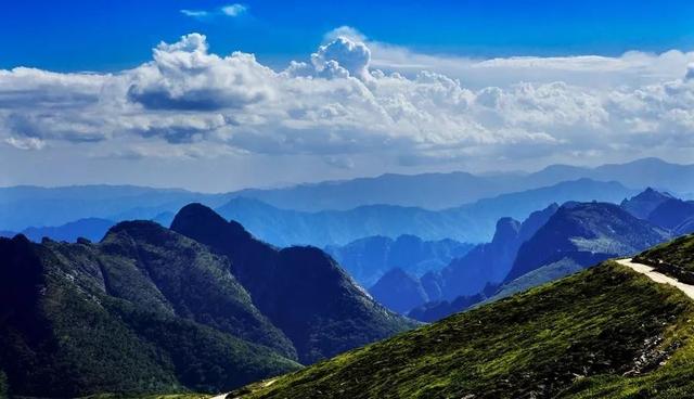 【環(huán)?！筷兾鞣e極整治秦嶺北麓西安境內(nèi)違建別墅(組圖)