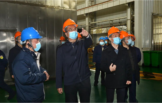 【陜鼓集團(tuán)】西安市委常委、市委統(tǒng)戰(zhàn)部部長(zhǎng)楊廣亭深入陜鼓實(shí)地調(diào)研指導(dǎo)疫情防控及復(fù)工復(fù)產(chǎn)工作